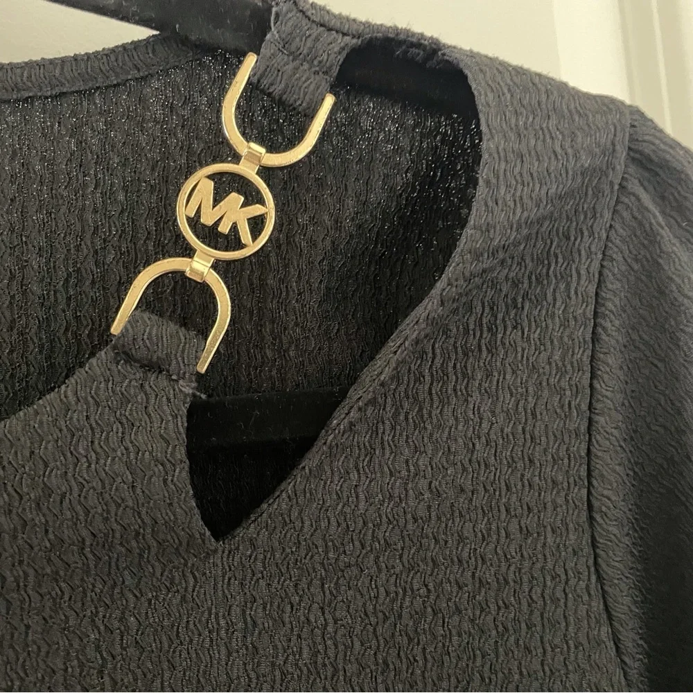 Michael Kors Black Top with Gold Chain Detail - Picture 2 of 3